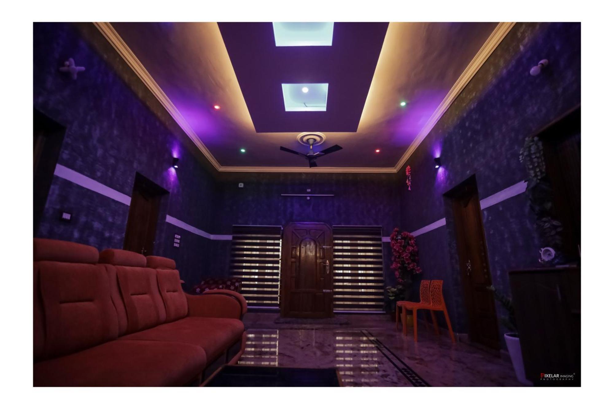 Gilead Holliday Hotel Tāmarakulam Exterior photo